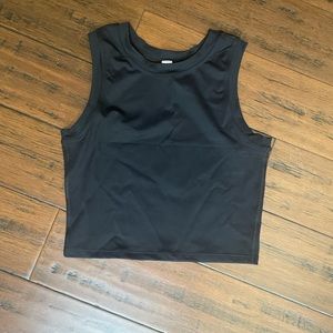 Paragon Fitwear Columbia Black Crop Tank | Size Medium